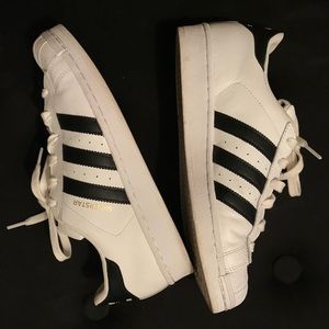 Adidas Superstar EUC